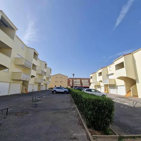 Cosy 2 Pièces, 4 Pers., à 2 Pas De La Plage, Parking Privé, Terrasse Avec Salon De Jardin - Fr-1-326-815 * Marseillan (Herault)