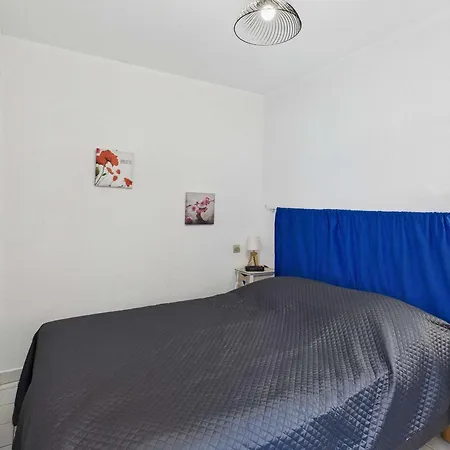 Cosy 2 Pièces, 4 Pers., à 2 Pas De La Plage, Parking Privé, Terrasse Avec Salon De Jardin - Fr-1-326-815 *
