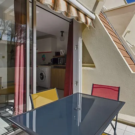 公寓 Cosy 2 Pieces, 4 Pers., A 2 Pas De La Plage, Parking Prive, Terrasse Avec Salon De Jardin - Fr-1-326-815